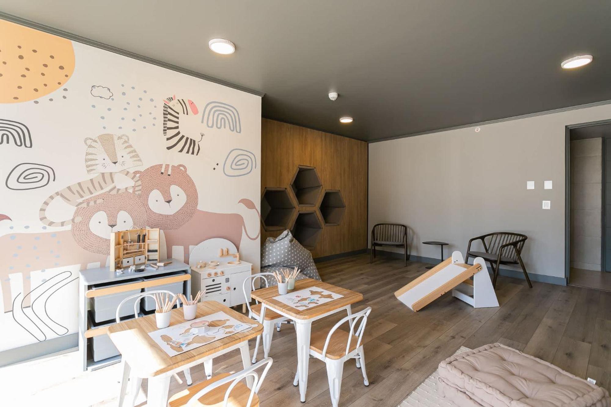 Chic Nunoa Living Apartment